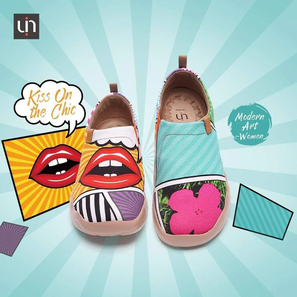-Kiss On the Chic- Pop Art Female Casual Shoes