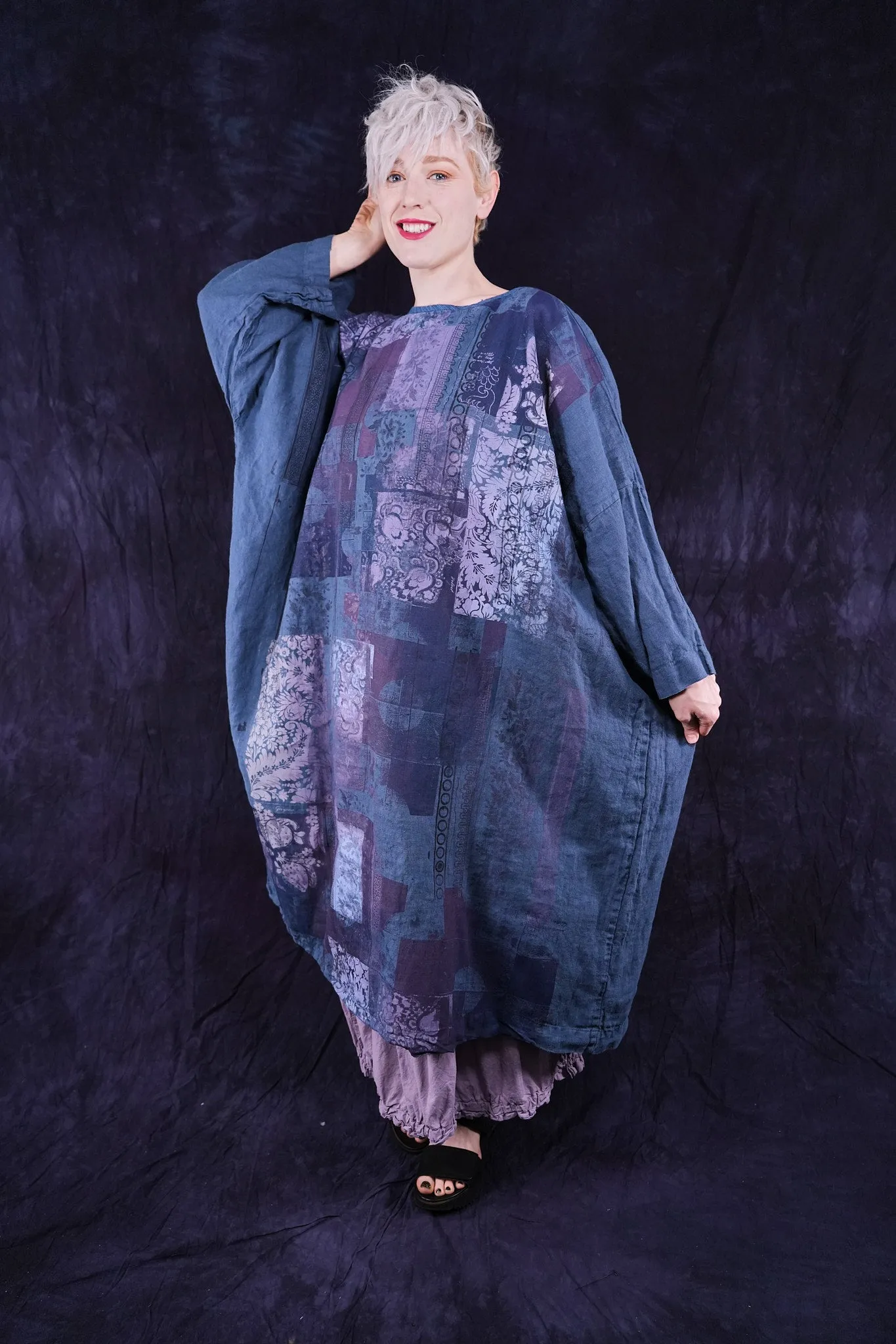 2210-2 Linen Gallery Dress Echo Blue-P