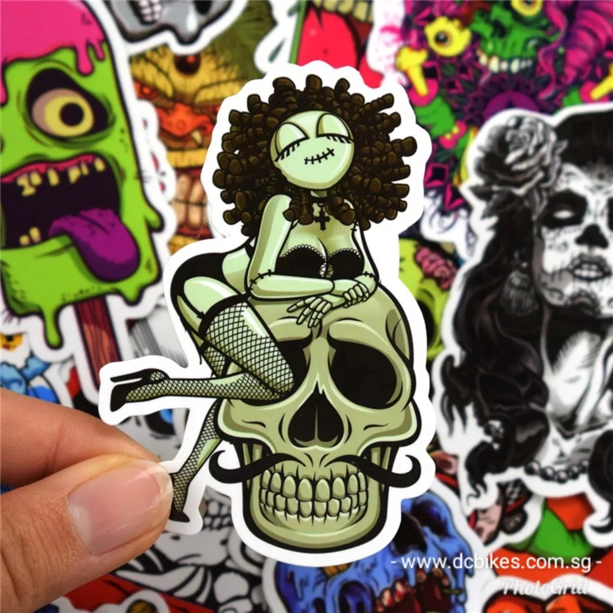 50 Pieces Skull Skateboard DIY Escooter Colour Random Sticker Bomb Decals