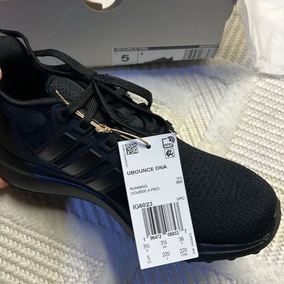 ADIDAS - UBOUNCE DNA - IG6023