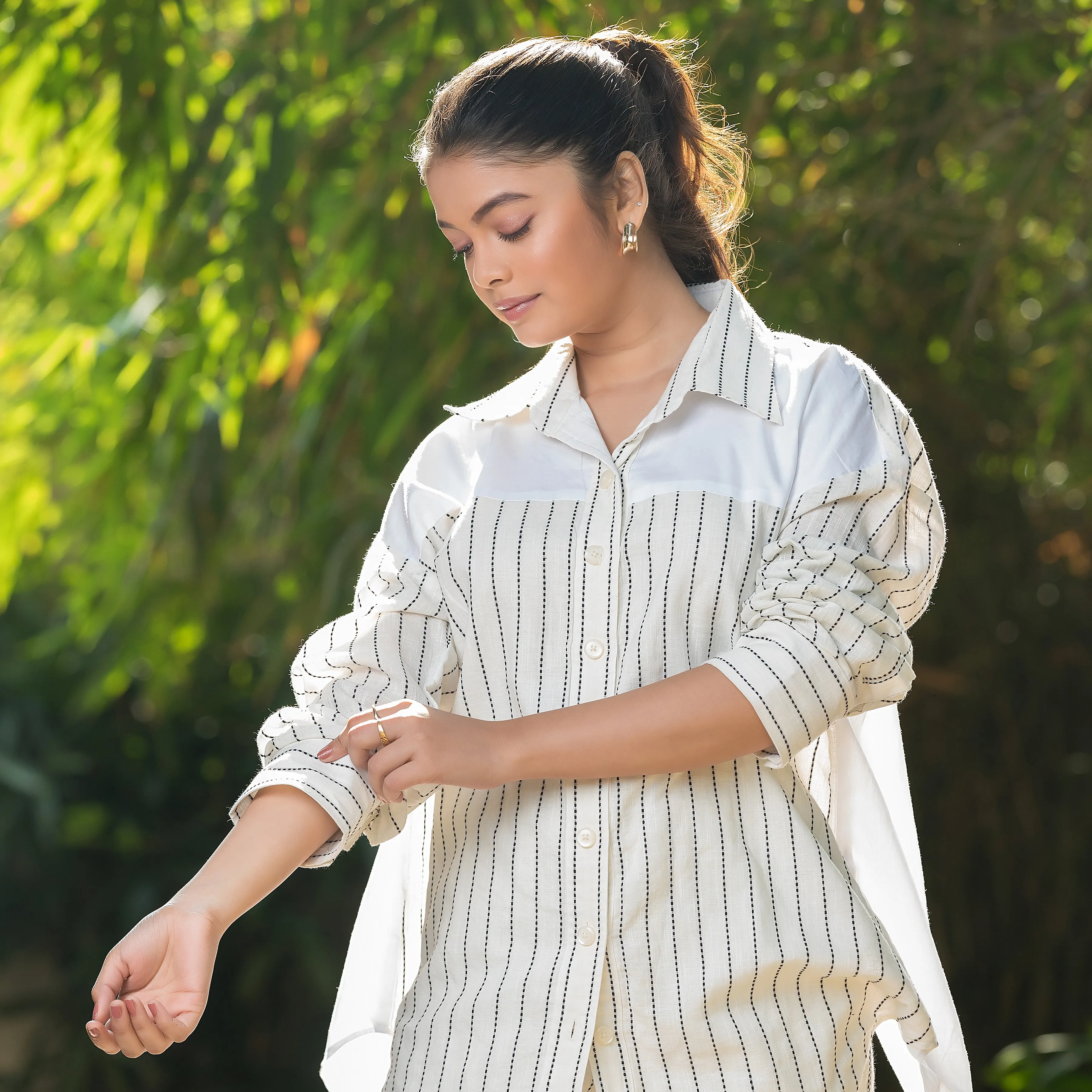 Black & White Thread Shirt