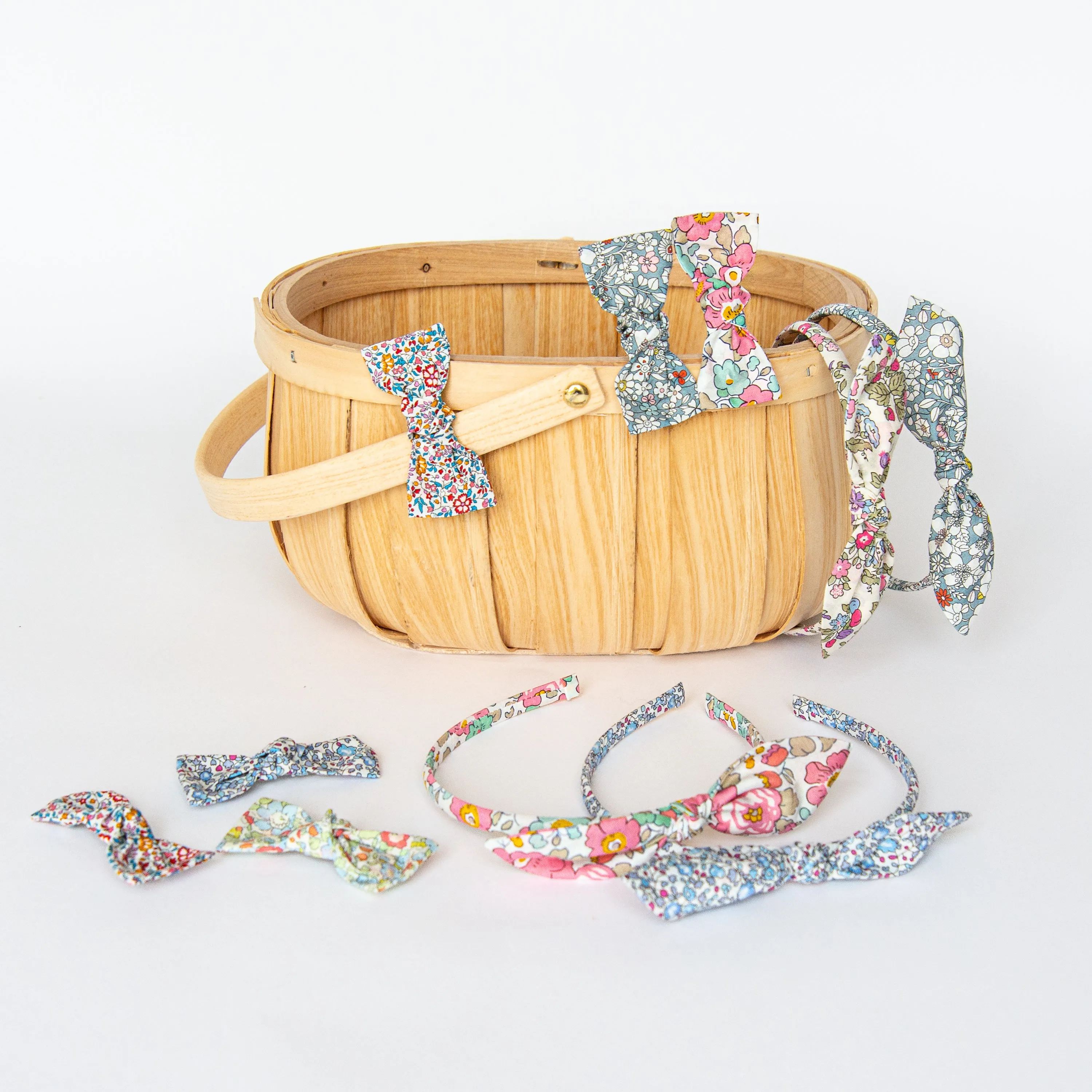 Bow hair clips