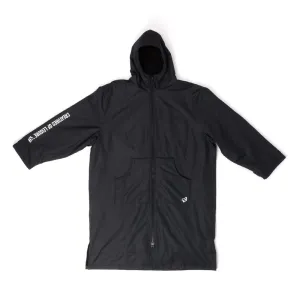 CREATURES WEATHERPROOF PONCHO CHANGE TOWEL