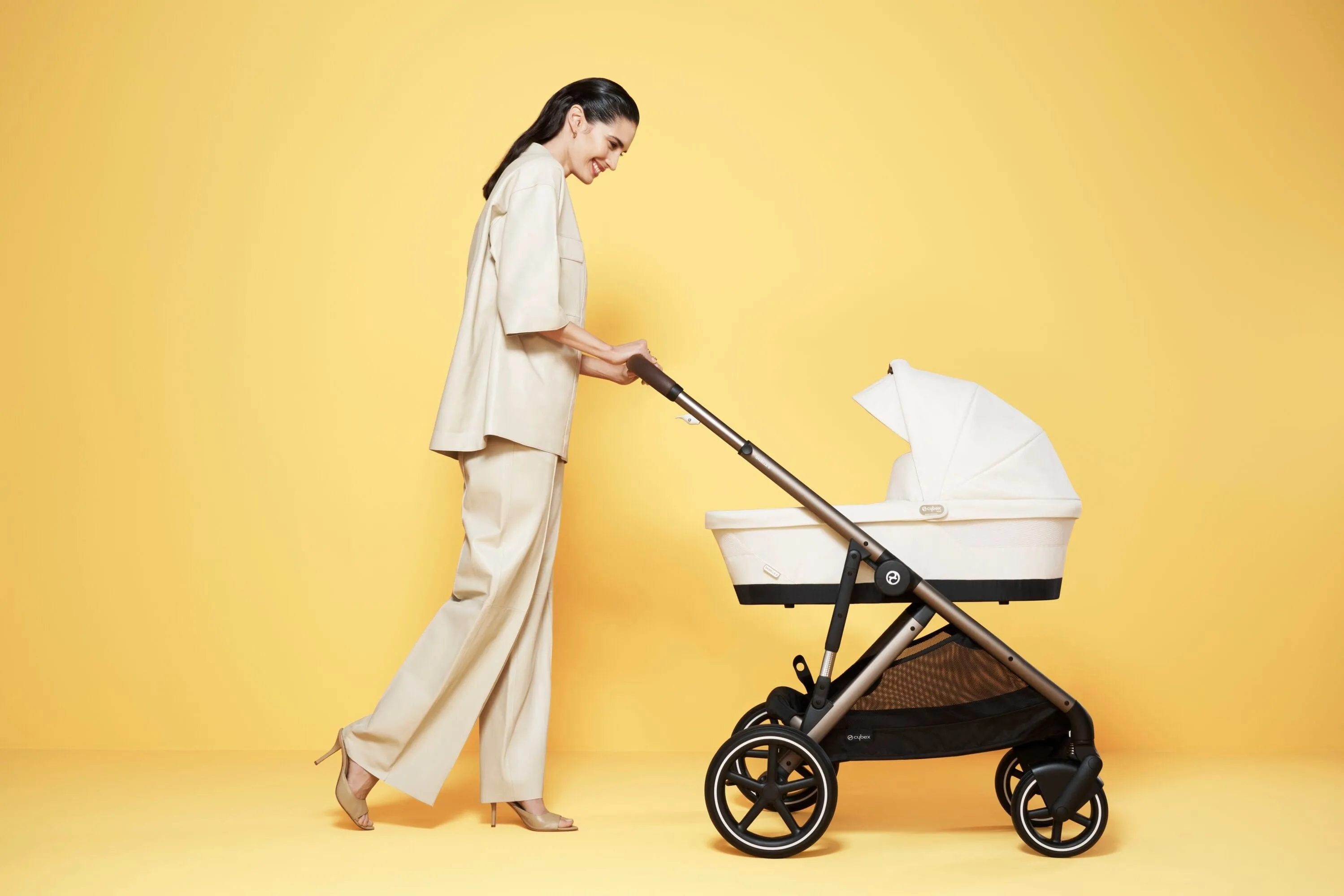 Cybex Gazelle S Cot - Moon Black
