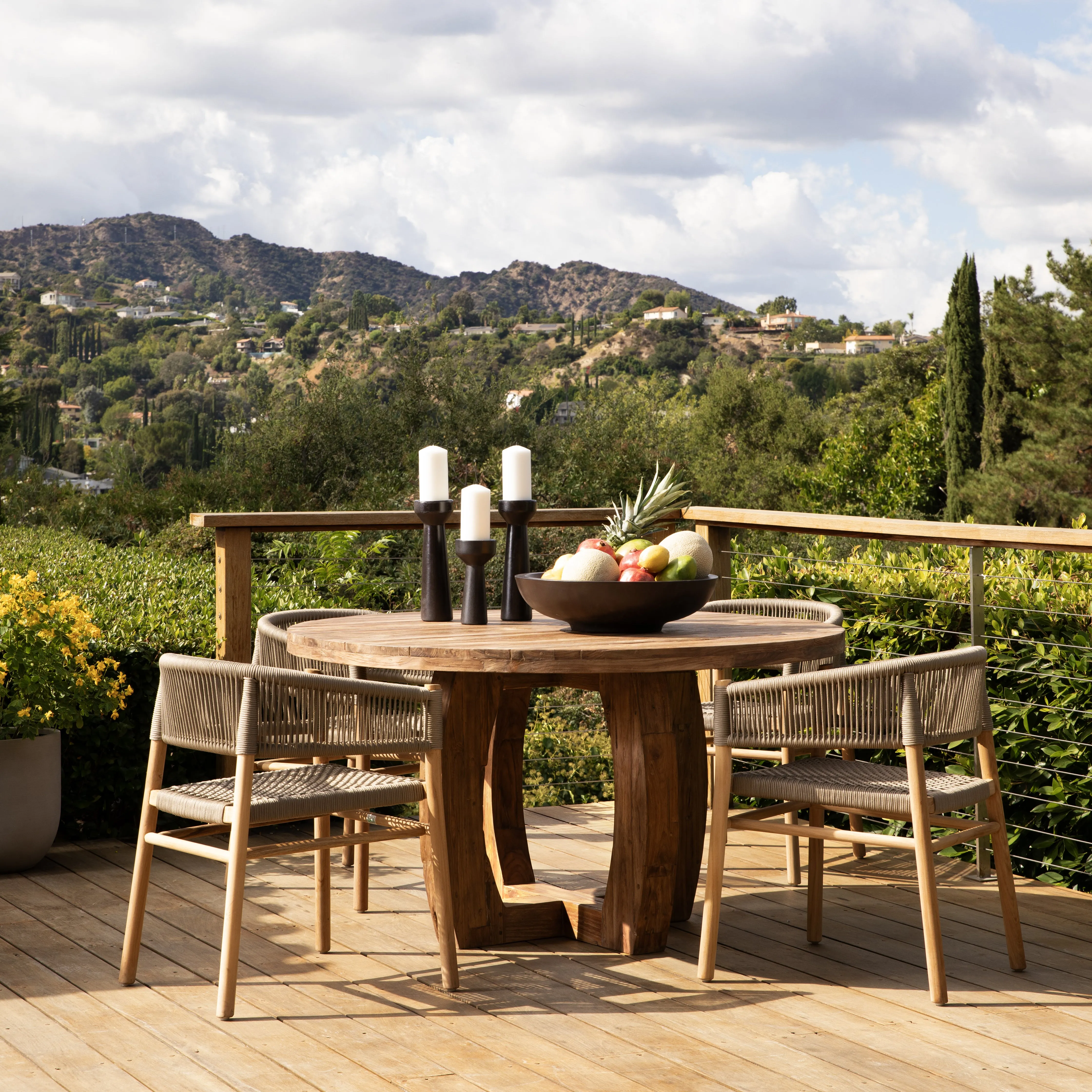 Eco-Chic Garden Gathering Round Table