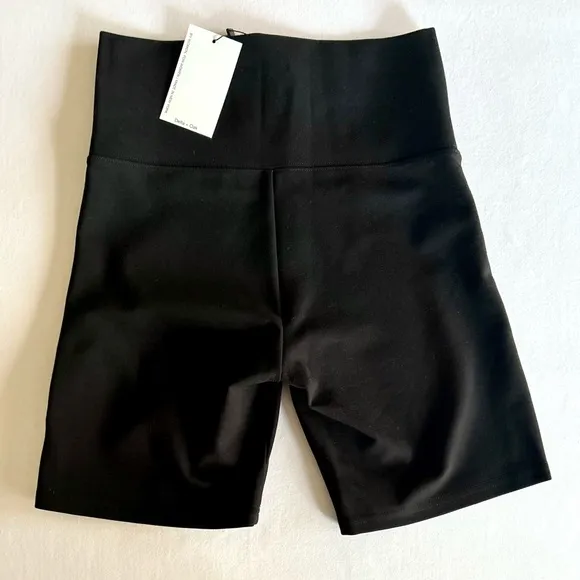 Eco responsible Biker Short_Black