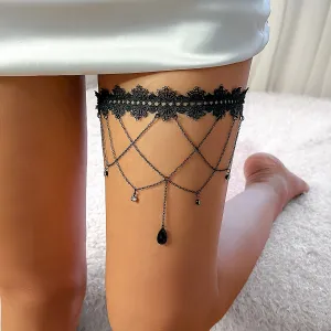 Elegant Black Lace Thigh Chain with Gothic Multi-Layer Tassels - Stretchy Band for Women, Ideal for Halloween & Thanksgiving