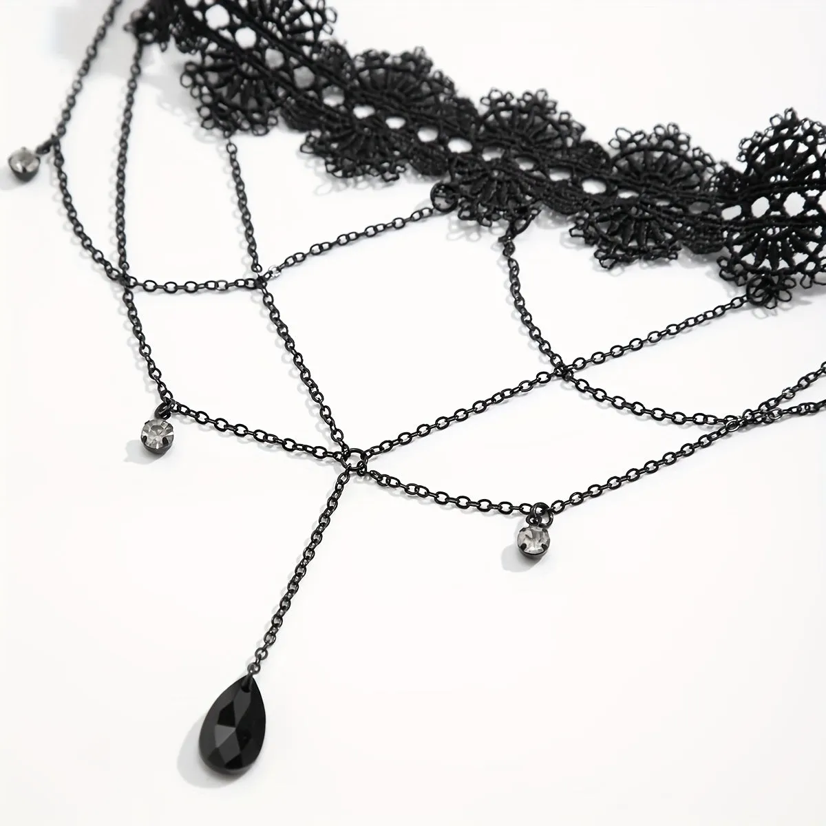 Elegant Black Lace Thigh Chain with Gothic Multi-Layer Tassels - Stretchy Band for Women, Ideal for Halloween & Thanksgiving