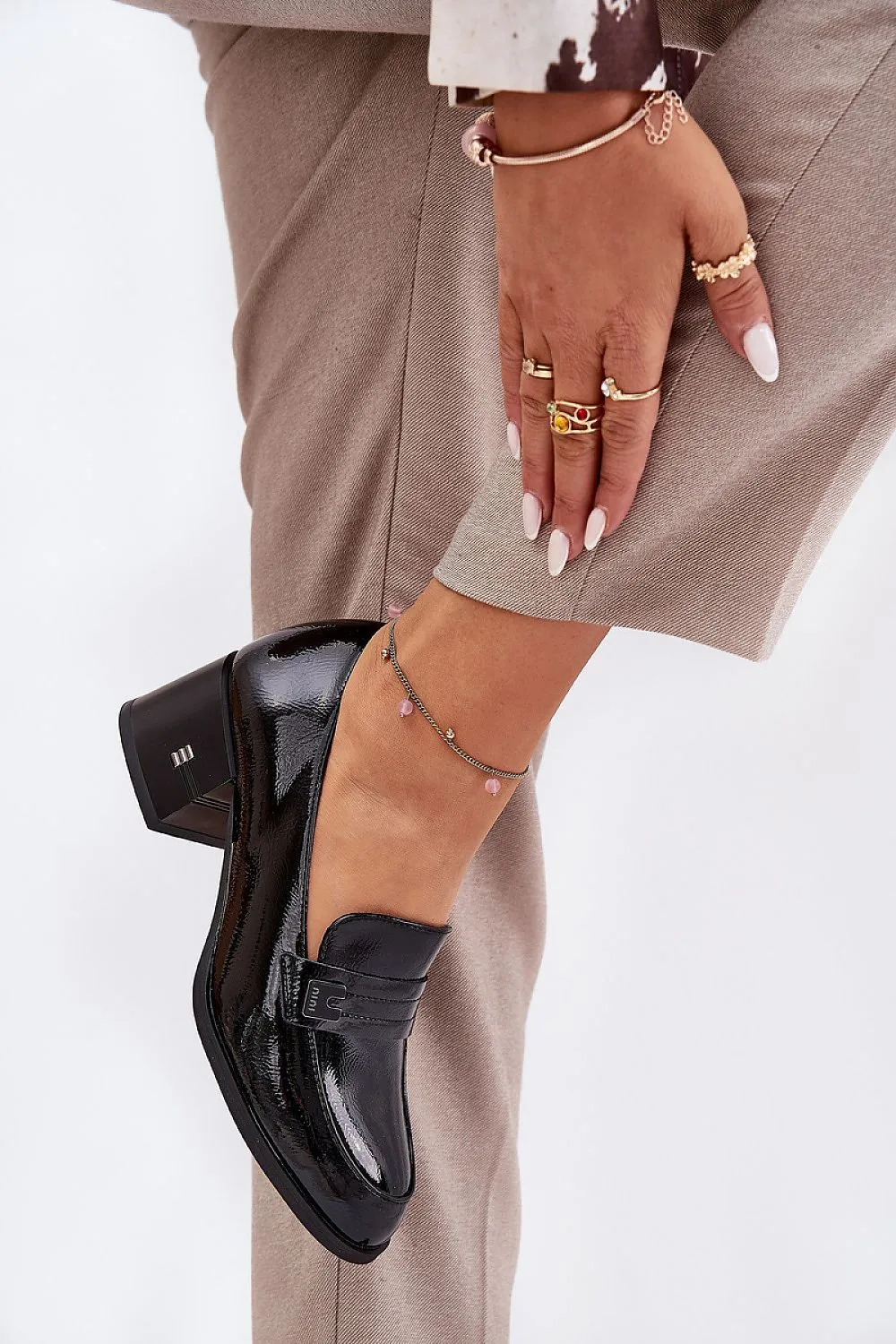 Heeled low shoes Step in style