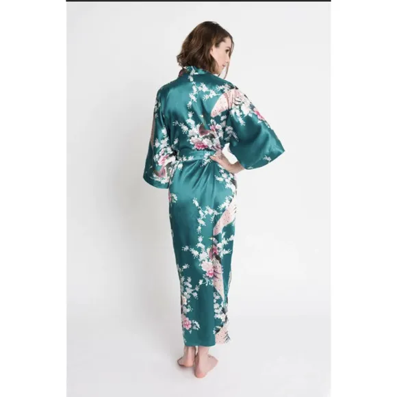 KIM   ONO Long multi colored peacock and floral Japanese inspired robe Kimono OS