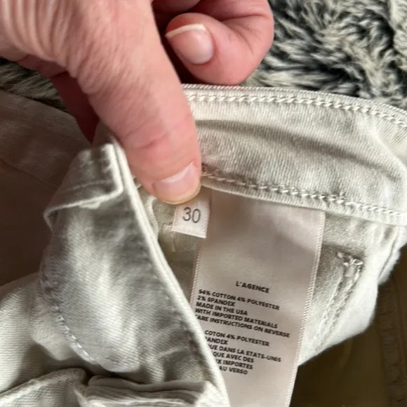 L’AGENCE Margot Jean in color biscuit size 30 NWOT.