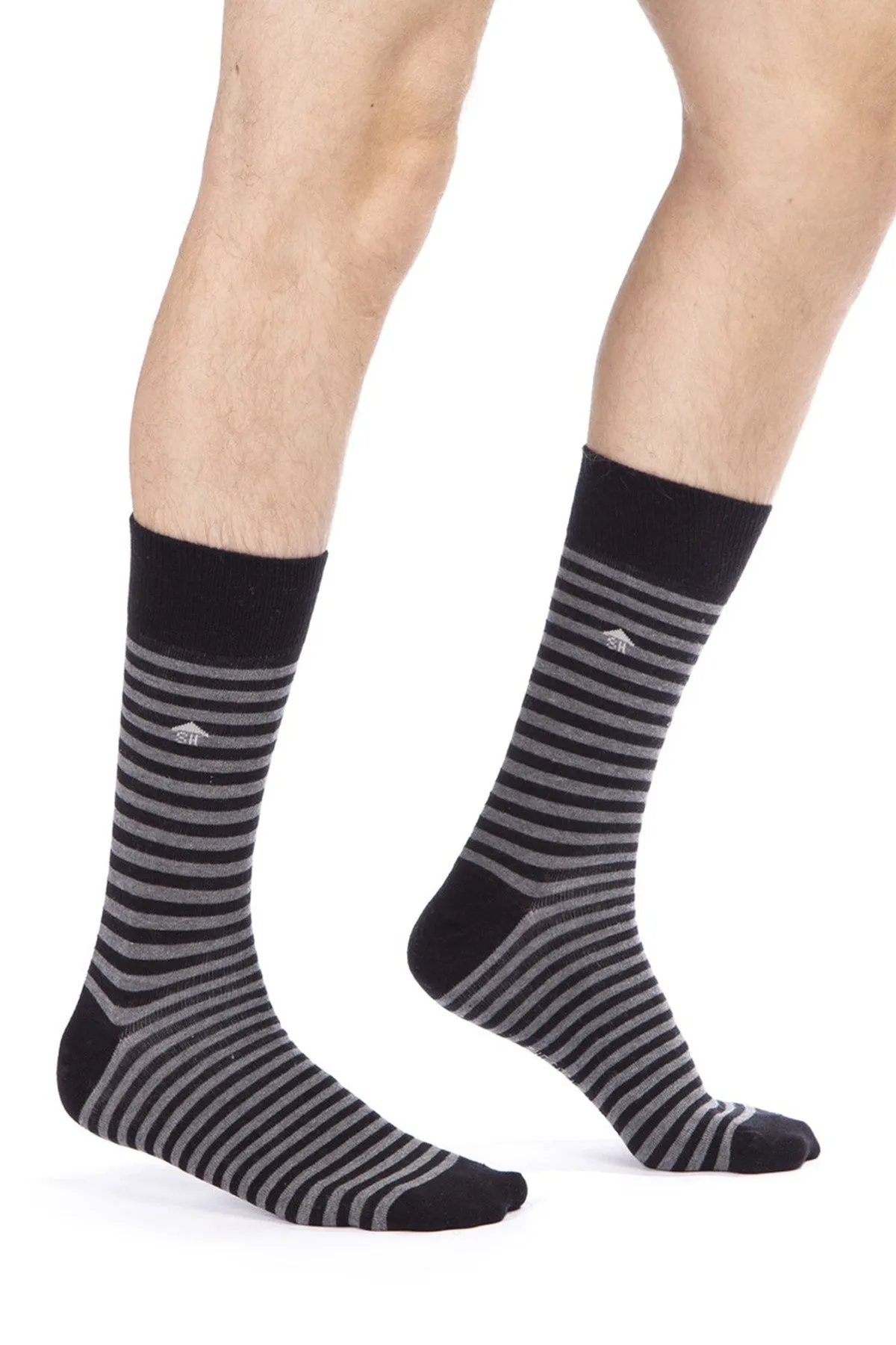 Men Classic Gift Set with 4 Pairs of Socks