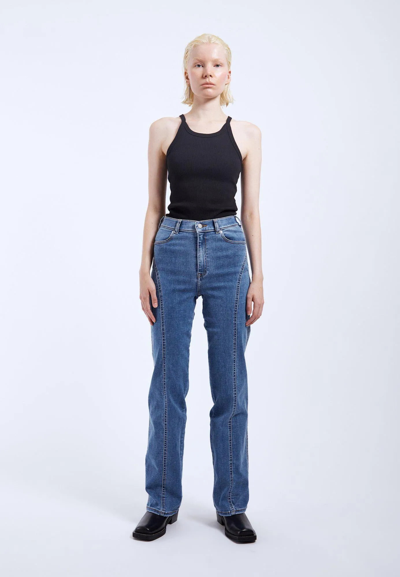 Moxy Straight Curve Cut - Vale Sky Plain