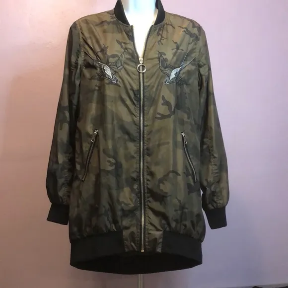 ROCK &amp; REPUBLIC CAMO PATTERN WINDBREAKER/JACKET • BLACK TRIM • sz S