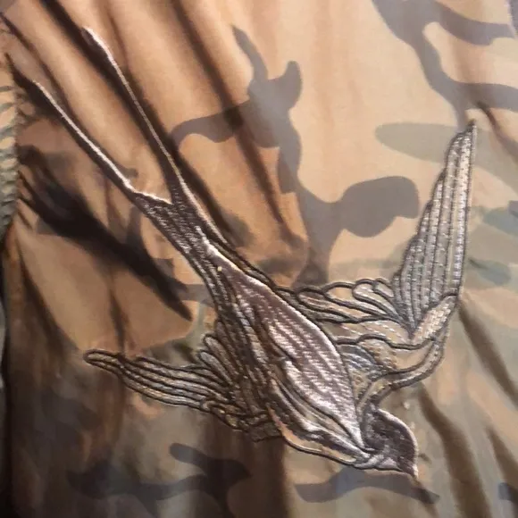 ROCK &amp; REPUBLIC CAMO PATTERN WINDBREAKER/JACKET • BLACK TRIM • sz S