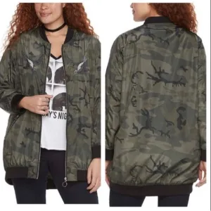 ROCK &amp; REPUBLIC CAMO PATTERN WINDBREAKER/JACKET • BLACK TRIM • sz S