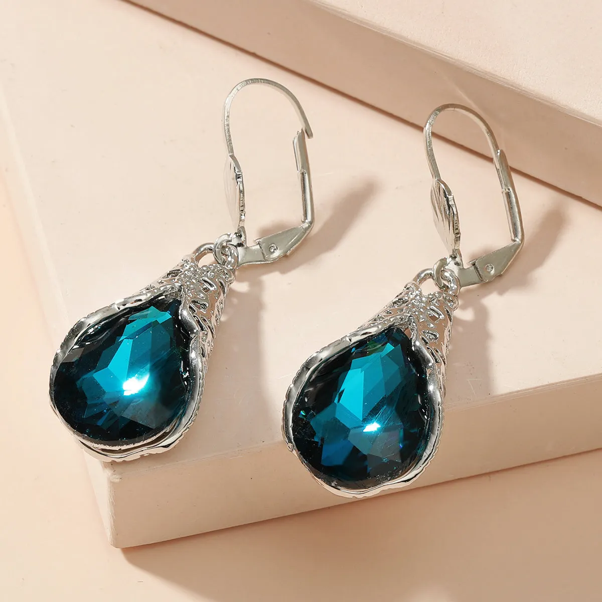 Women's Water Drop Earring